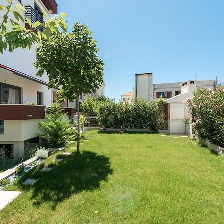 Chris'S Condo 2 Сплит Экстерьер фото
