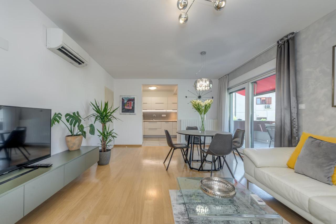 Chris'S Condo 2 Сплит Экстерьер фото