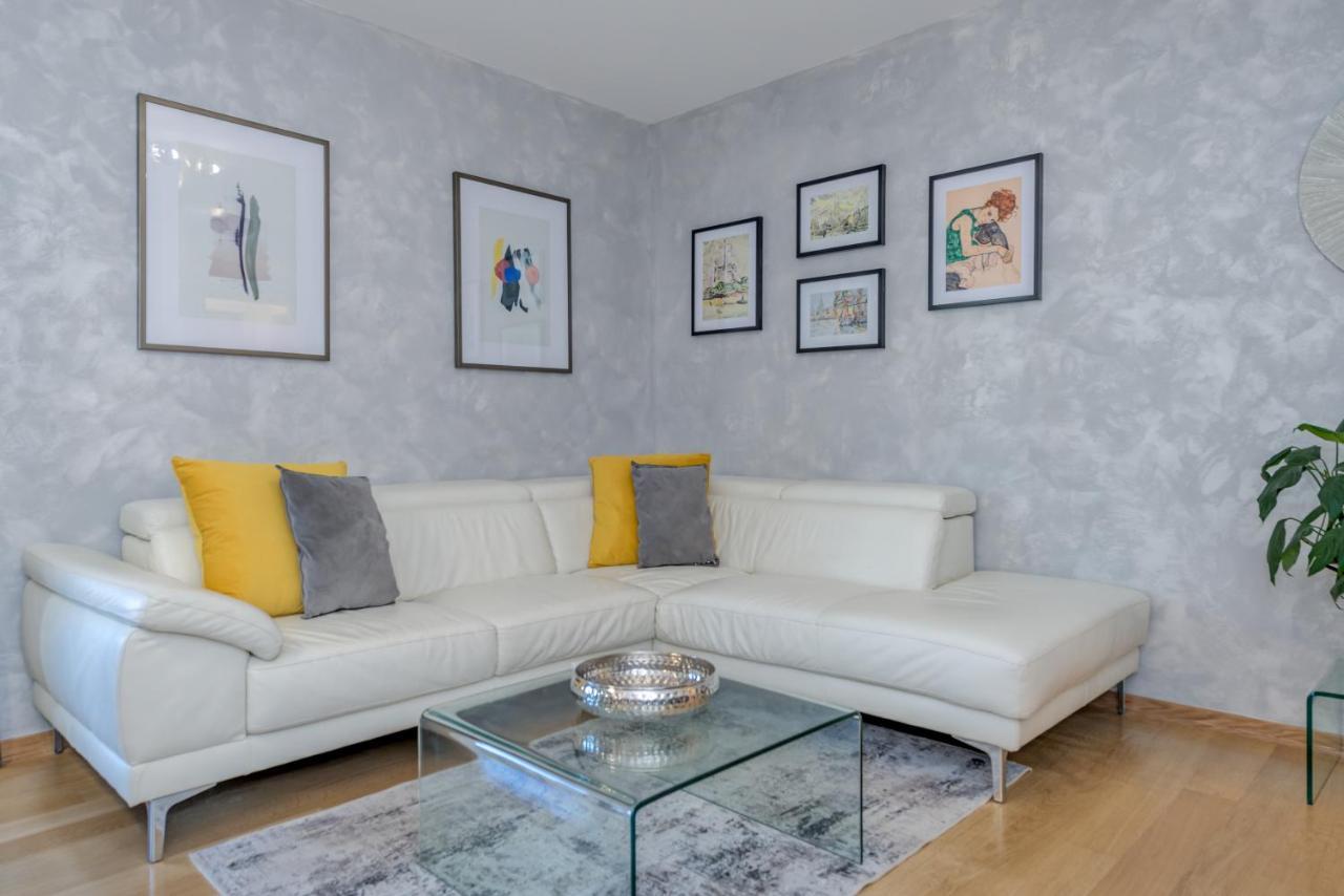 Chris'S Condo 2 Сплит Экстерьер фото
