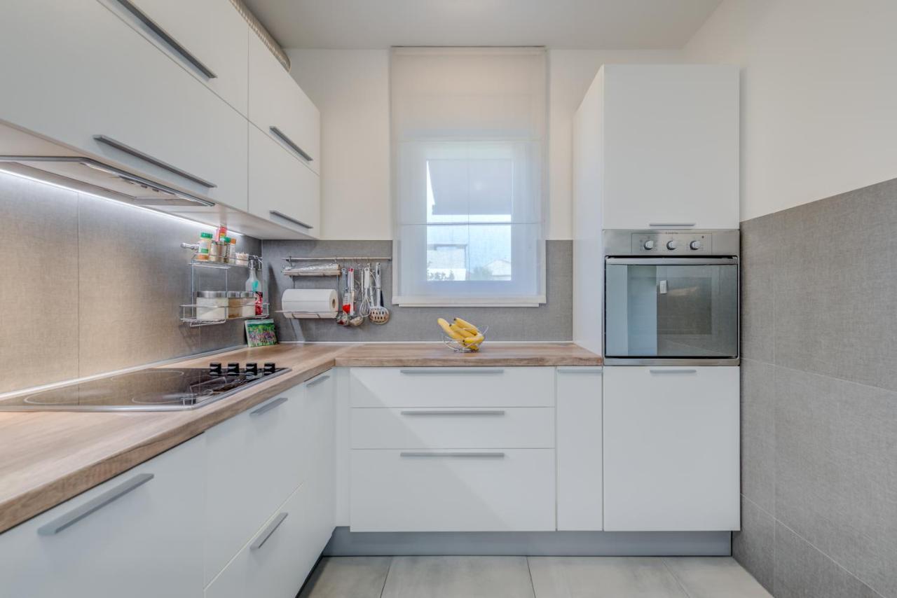 Chris'S Condo 2 Сплит Экстерьер фото